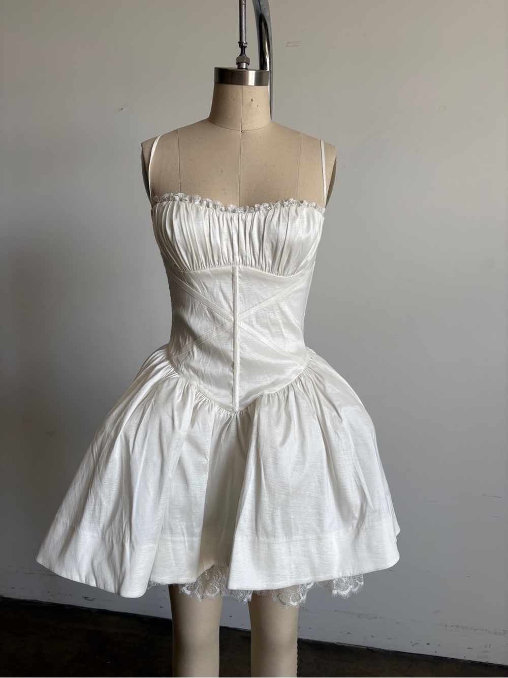 $429 NWOT For Love And Lemons “Evelyn” Mini Taffeta Dress in White Sz Small - Picture 4 of 12